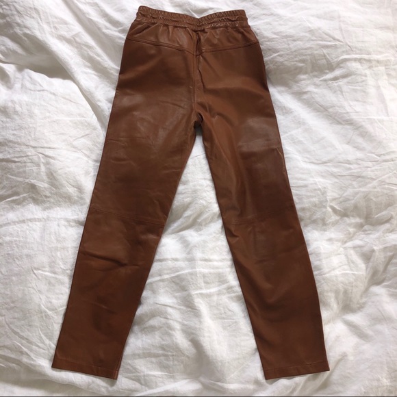 LTH JKT AMA SLIM FIT JOGGER - 100% soft lambskin - Picture 2 of 5